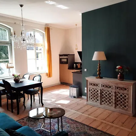 Apartment Schlossbahnhof *